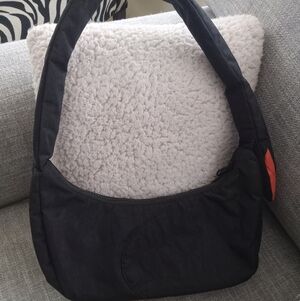 Classic Black Shoulder Bag with Red Accent